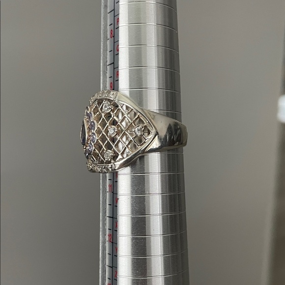 Sterling Silver Women's Ring with Tanzanite Stones - Picture 9 of 12